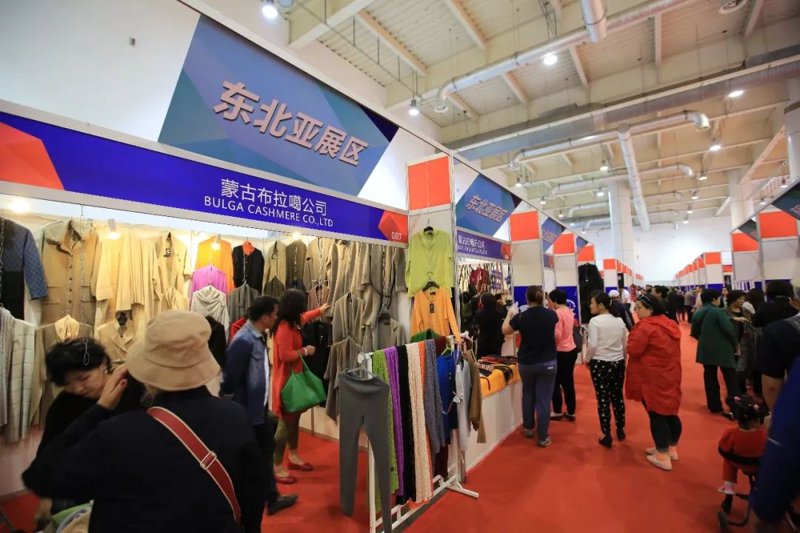 在商业世界中，选择合适的商品批发公司对于企业来说至关重要。本文通过对比分析，帮助你找到最适合自己业务的合作伙伴。